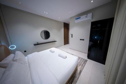 Luxury two bedroom Apartment As Salamah