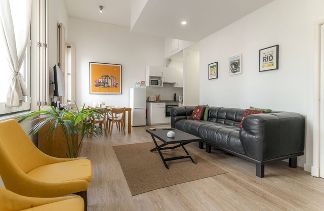 LV Premier Chiado CH5- AC, lift, central