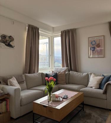 Lys og moderne 3-romsleilighet på Lilleby