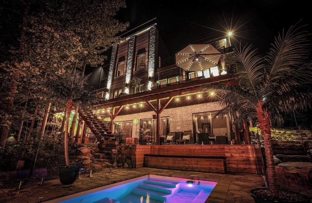 M Resort & Spa | Sleep 20| unique concept by the water! Exclusif in Quebec