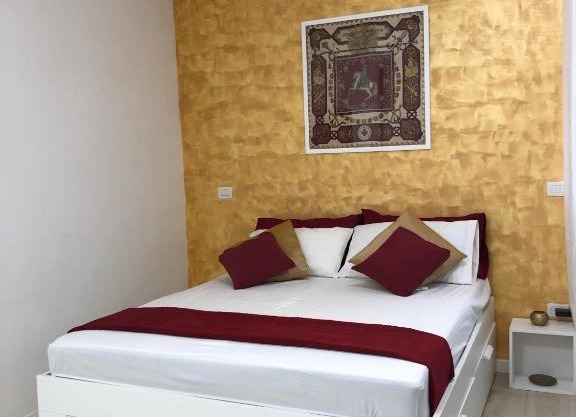 Maison Hermès in Chiaia