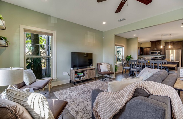 Make Holiday Memories, Enjoy the Nightlife & Visit Pensacola Beach