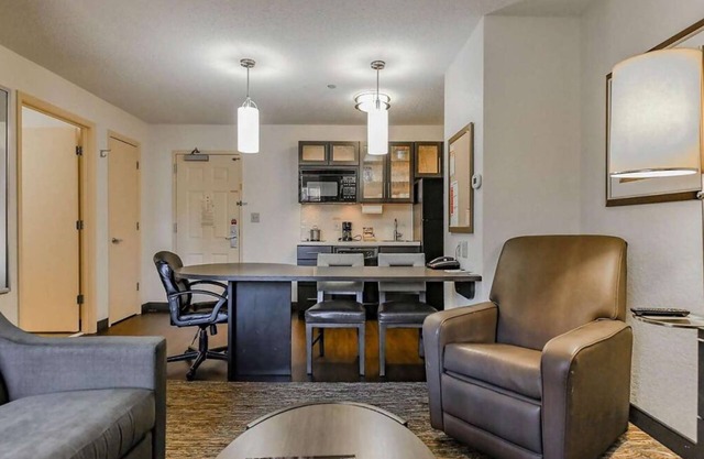 Making The Best Memories Along The Way! Family Suites with Full Kitchens