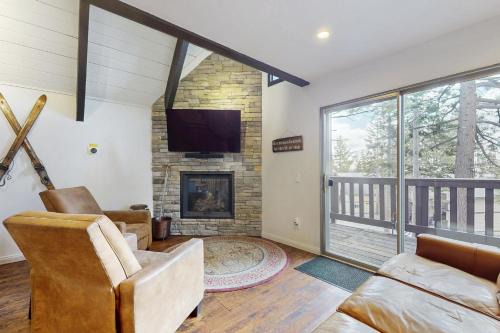 Mammoth View Villas 46