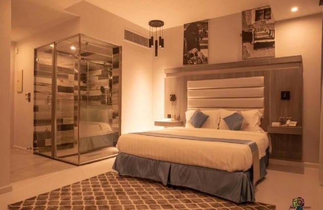 Manazeli Al Corniche Hotel