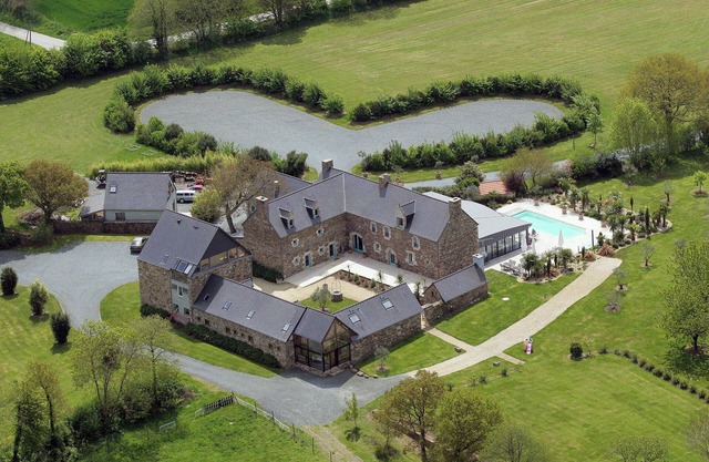 Manoir De Kermodest