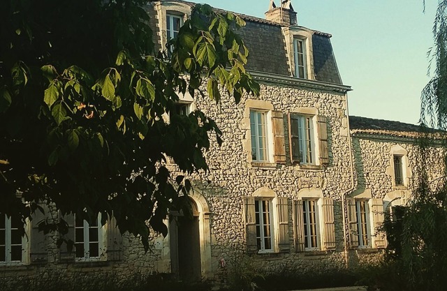 Manoir des Vites, stunning country house set amongst the vineyards of Bordeaux