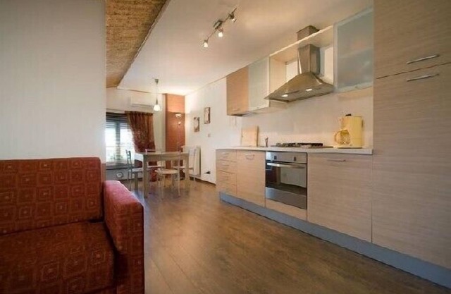 MANSARDA AL GALLO charming apartment, 500mt from historic center