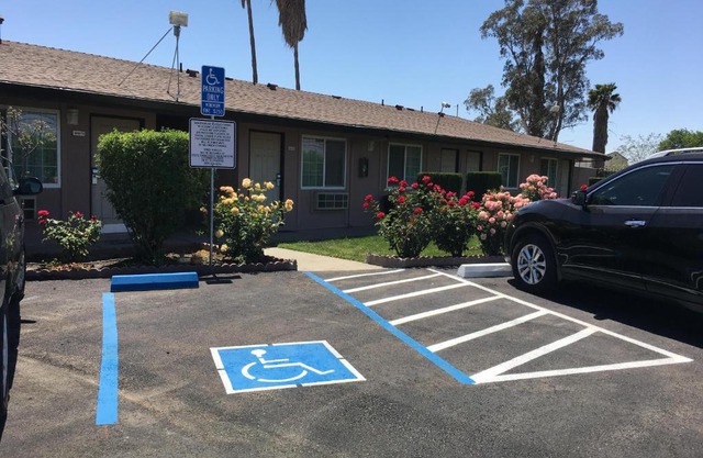 Maple Inn and Suites Los Banos