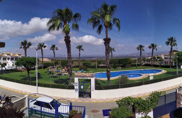 Marel, Bungalow en Urbanización con Piscina