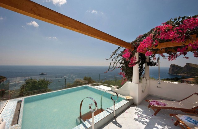 Marina di Cantone Villa rental