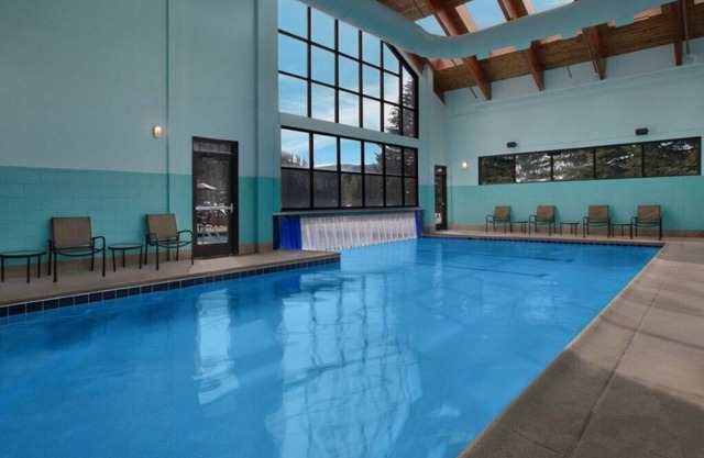 Marriotts Streamside at Vail - Luxurious 2 Bedroom