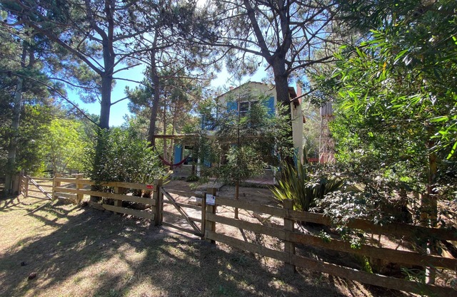 Marvelous Stone House, Swimming Pool, Parrilleros, Beach & Nature. Pet-Friendly