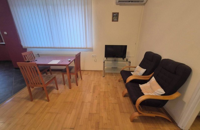 Mathias 2 – Spacious and Comfortable Apartment in Kecskemét