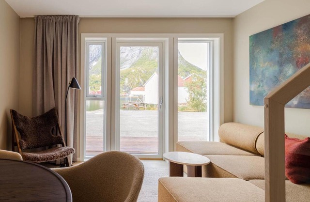 May's Apartments by May's