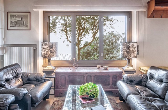 Maya Luxury Home - private garden for breathtaking view, nearby the centre