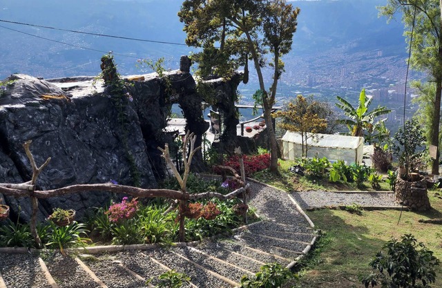 Medellin Forest Cabin with city view
