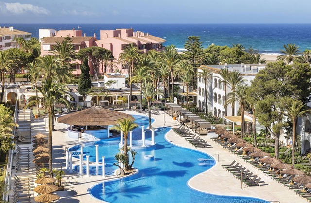 Meliá Zahara Resort & Villas