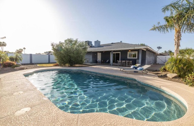 Mesa Garnet home