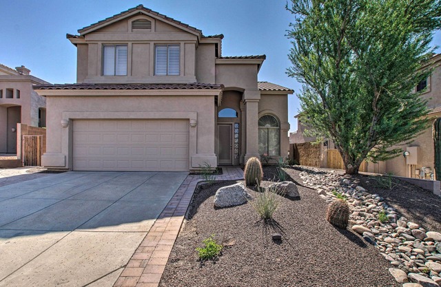 Mesa Resort Home on Golf Course!