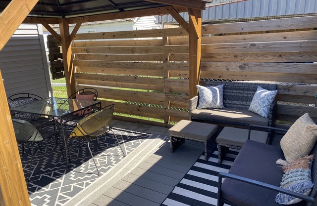 Mid-century Nazareth Gem!