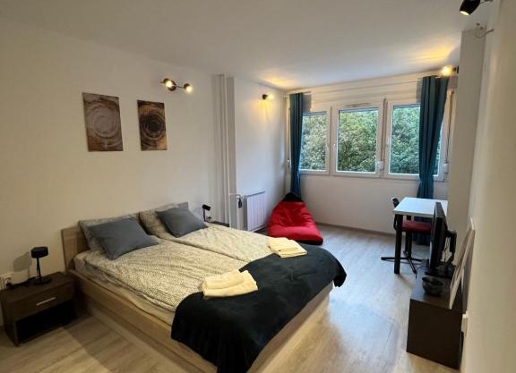 Milad Apartman