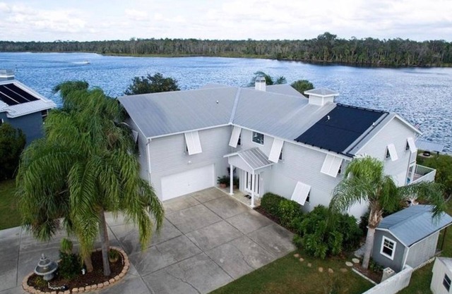 Million dollar house on main river w/million dollar view! Pool, Dock, Kayaks.