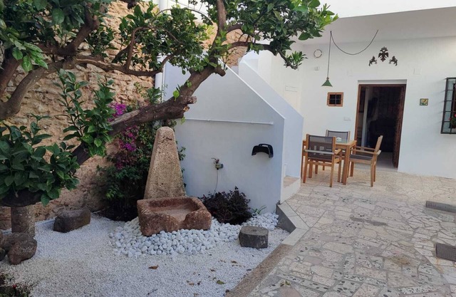 Mina25 by 7Escalones