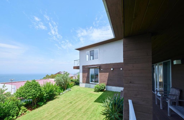 Minami Hayama DAG at ZEE - 南葉山 ダグ アット ジー