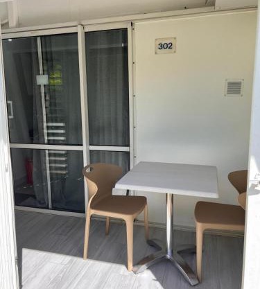 Minimalist Retreat 304