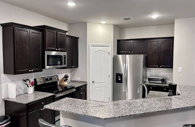 Minutes from Temple Hospital