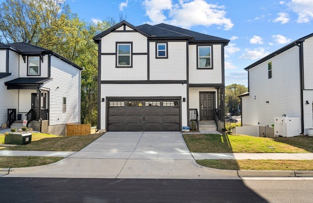 Minutes to WakeMed, 4 miles to Downtown Raleigh