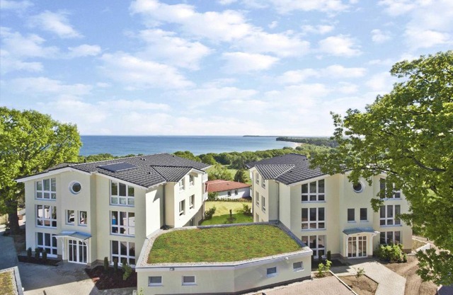 mit Meerblick und Terrasse, gratis Nutzung vom AHOI Erlebnisbad und Sauna in Sellin - Meeresblick FeWo 68