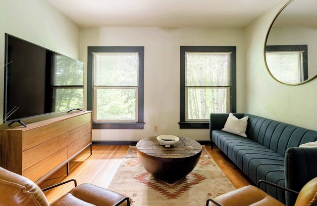 Moab Vibes in PDX - Walk to Local Coffee & Food