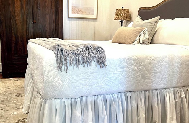 Mockingbird Inn- Azalea Suite