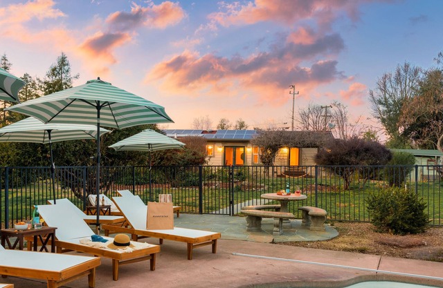 Mockingjay by AvantStay | Peaceful Ranch Home w/ Spa & Pool