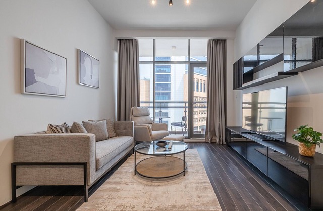 Modern 1BDR Apartment with Excellent City View/Media city