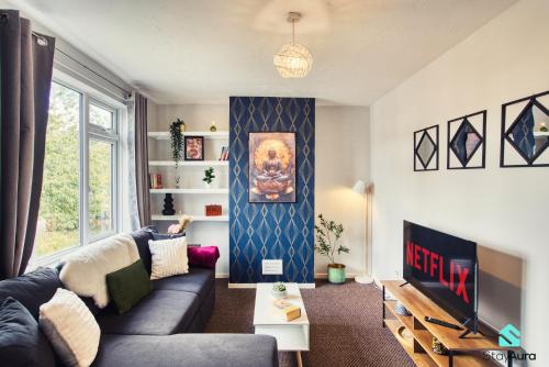 Modern 2 Bed in Newcastle, Free Parking & Sleeps 6