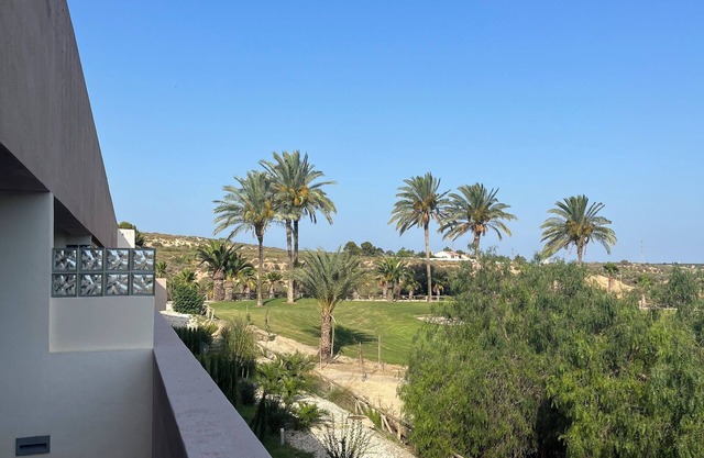 Modern 2 bedroom apartment in Valle del Este golf resort