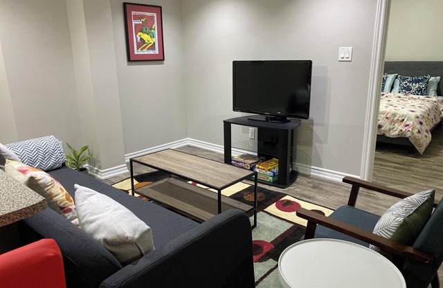 Modern 2/BR/1bth basement unit