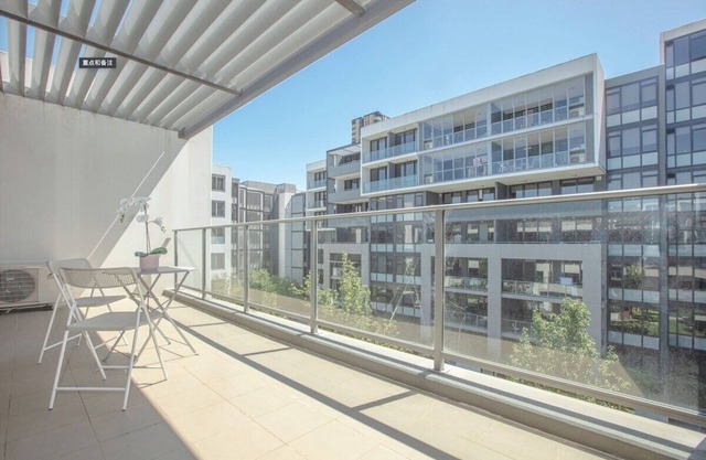 Modern 2B1B Apt@Wentworth Point