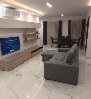 Modern 3 double bedroom apartment