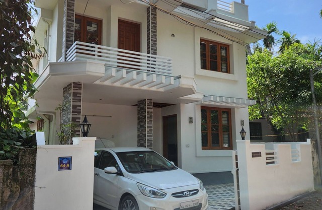 Modern 3BHK Fully furnished house with AC in master bedroom, hot water, inverter