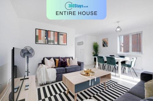 Modern 5 Bedroom 3 Bathroom Serviced House Aylesbury with Parking By 360Stays