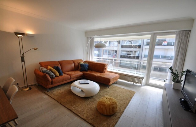 Modern 5th Floor Apartment