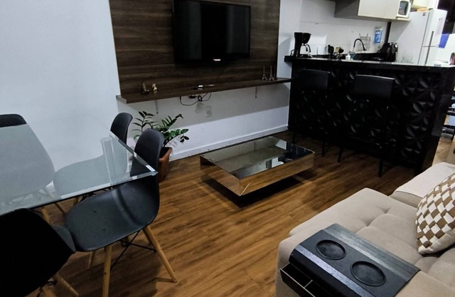 Modern and furnished apartment with air conditioning, 2nd floor.