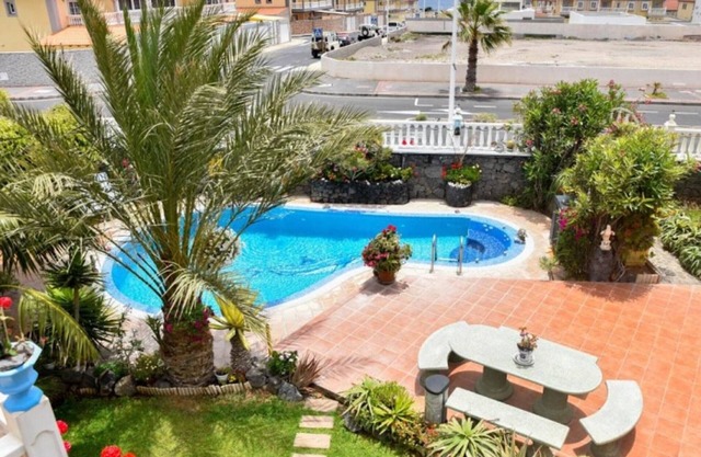 Modern and quiet 2-bedroom apartment in El Médano