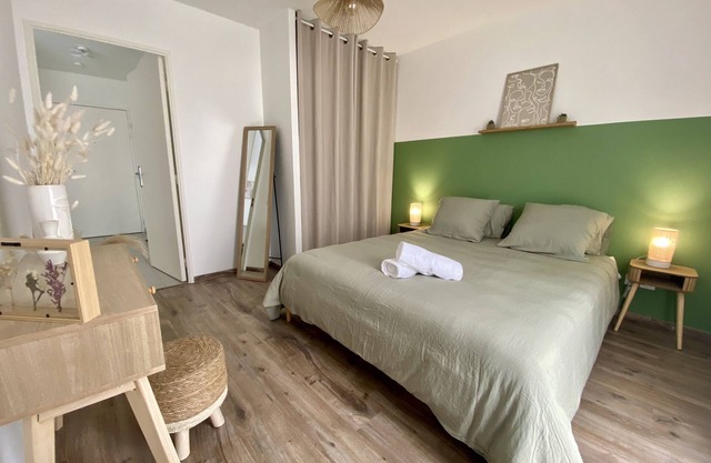 Modern Appartement Pour 4pers Near Aeroport, Eurexpo and Lyon- Terrasse-parking