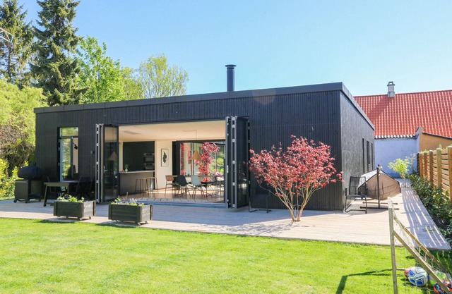 Modern architect-designed atrium house