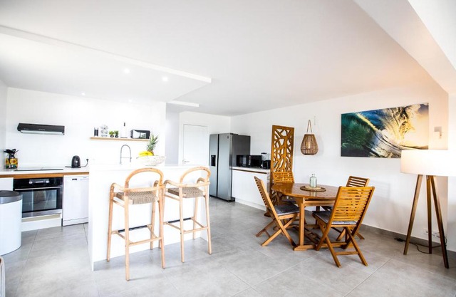 Modern Beach Villa 1150